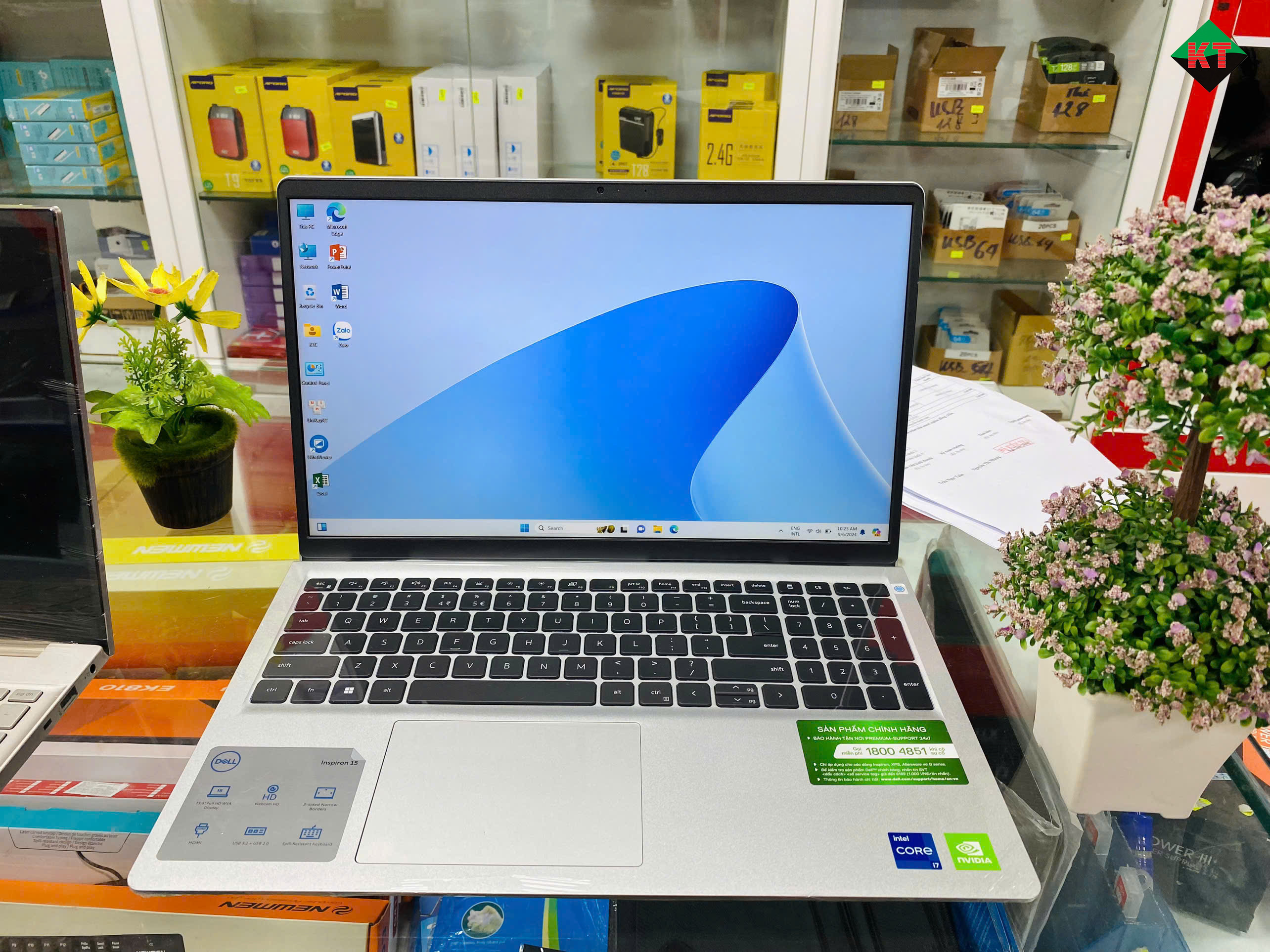 Review Laptop Dell Inspiron 3530 (N3530I716W1) - Hiệu năng mạnh mẽ, thiết kế sang trọng